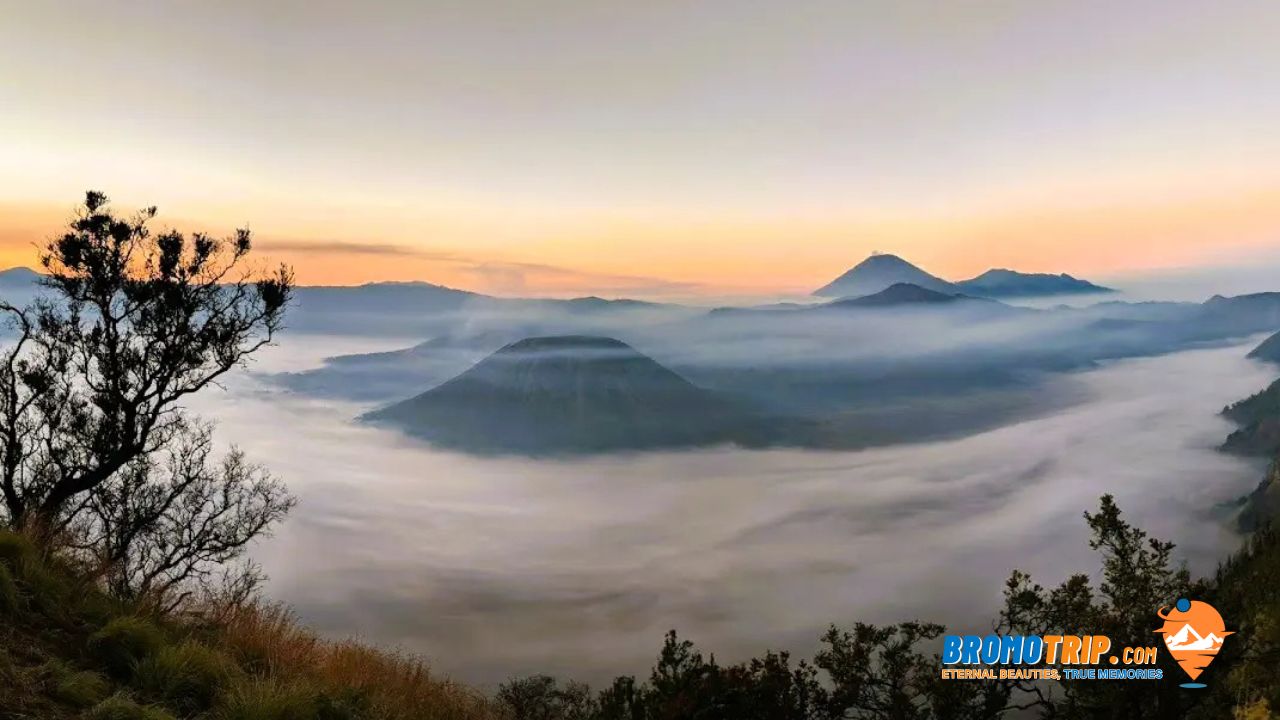 Spot Sunrise Bromo