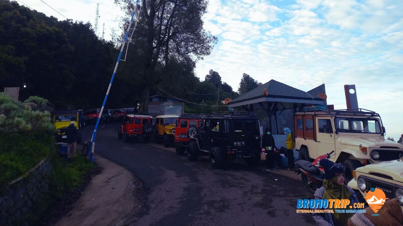jeep wisata gunung bromo