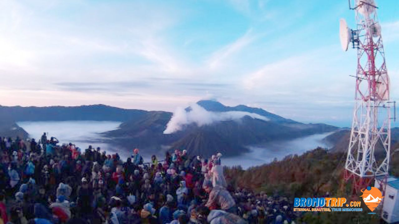 Spot Sunrise Bromo